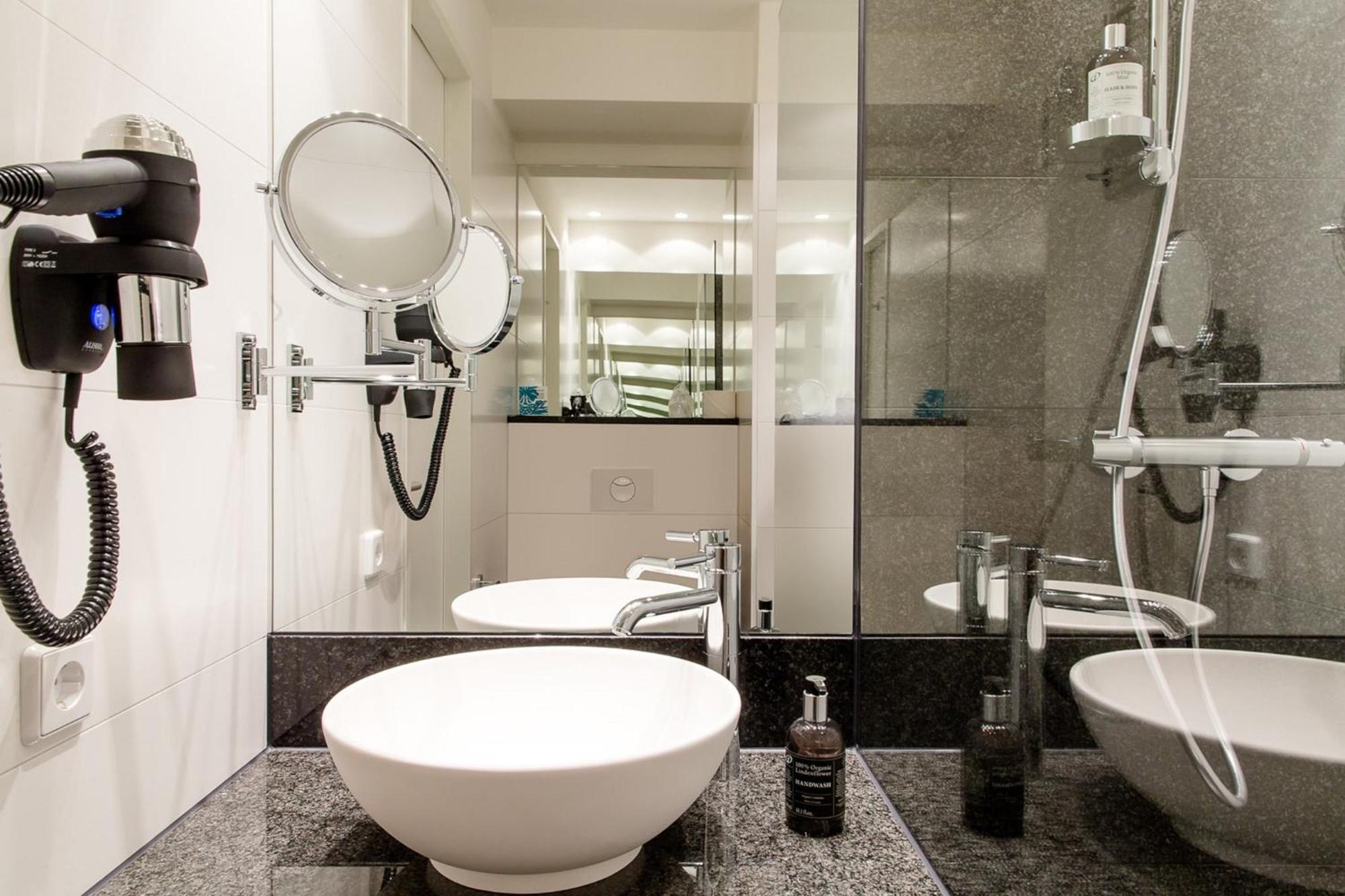 Motel One Bonn-Beethoven Exterior photo